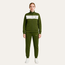 𝐖𝐞𝐚𝐫𝐢𝐬𝐭 𝐒𝐭𝐫𝐞𝐞𝐭 𝐂𝐚𝐬𝐮𝐚𝐥 𝐓𝐫𝐚𝐜𝐤𝐬𝐮𝐢𝐭-𝐎𝐥𝐢𝐯𝐞/𝐰𝐡𝐢𝐭𝐞