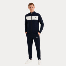 𝑾𝒆𝒂𝒓𝒊𝒔𝒕 𝑺𝒕𝒓𝒆𝒆𝒕 𝑪𝒂𝒔𝒖𝒂𝒍 𝑺𝒆𝒕 𝑻𝒓𝒂𝒄𝒌𝒔𝒖𝒊𝒕-𝑵𝒂𝒗𝒚/𝑾𝒉𝒊𝒕𝒆